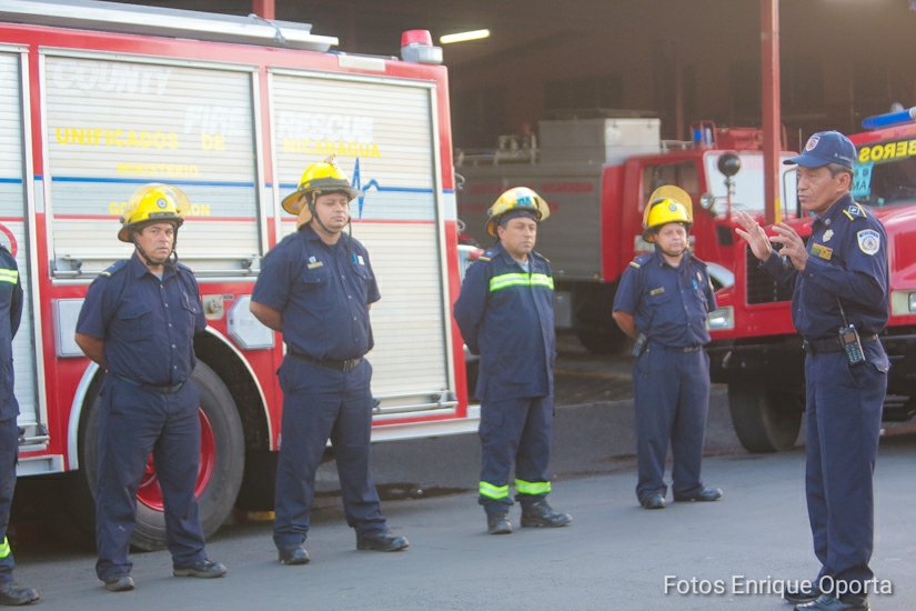 BOMBEROS